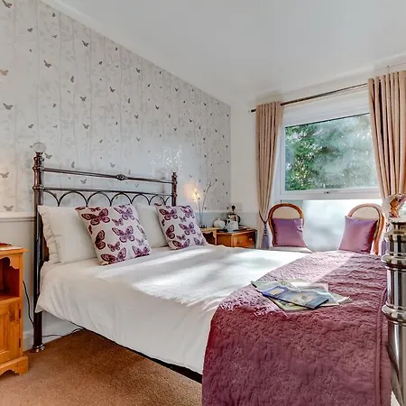 Guest house Meadfoot Guesthouse Room Only Accommodation For Adults 4*