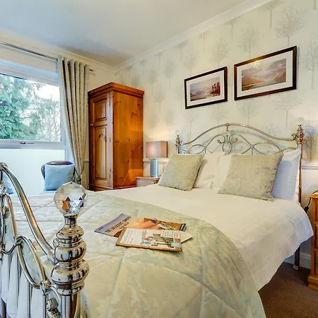 Meadfoot Guesthouse Room Only Accommodation For Adults Gasthuis 4*
