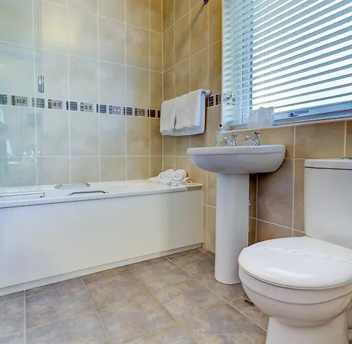 Gasthof Meadfoot Guesthouse Room Only Accommodation For Adults 4*